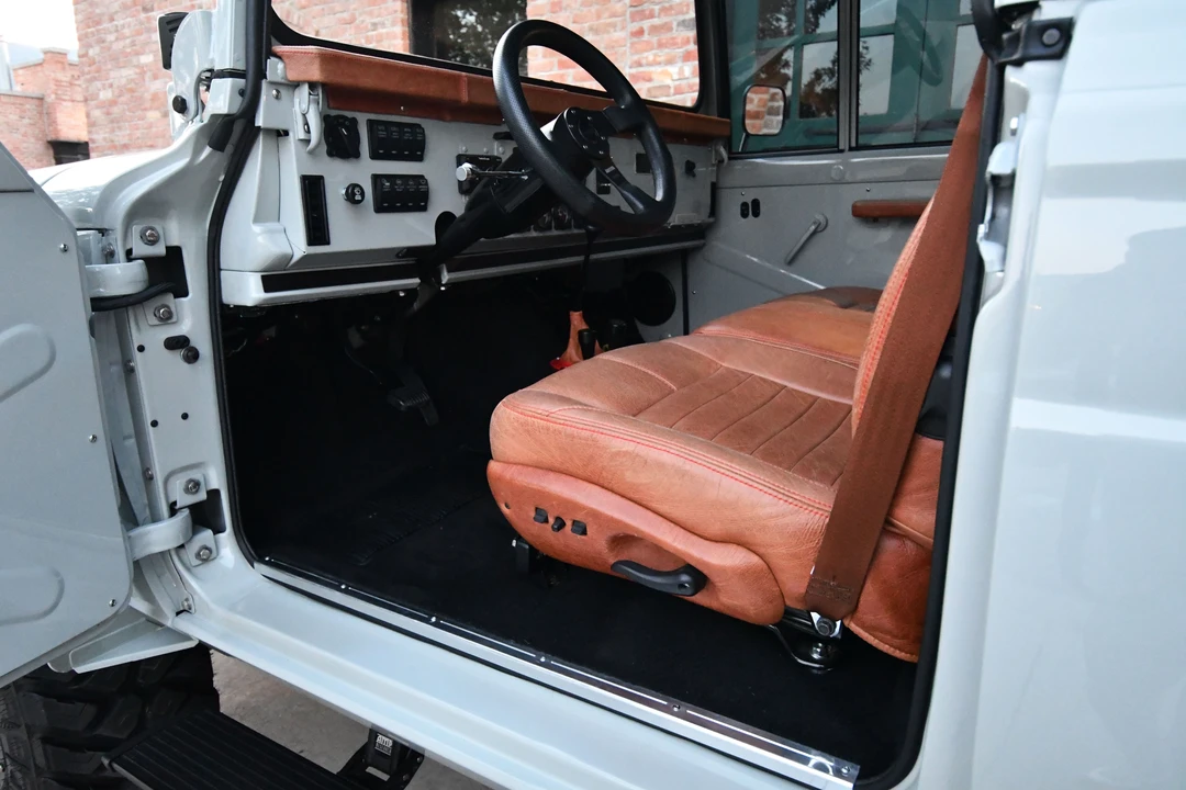 1967 Jeep SJ Gladiator - Image 5 of 10