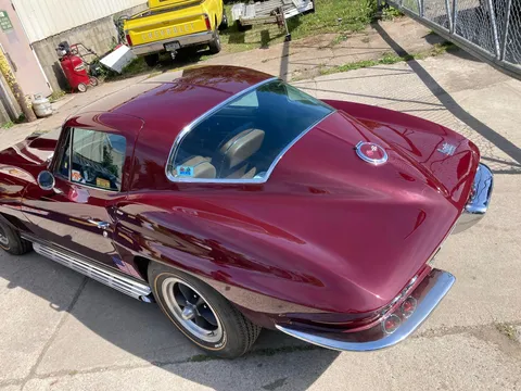 1967 Chevrolet Corvette L71 427 Coupe