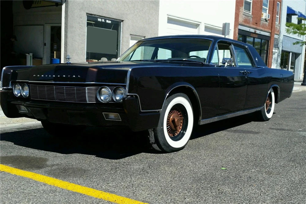 1967 Lincoln Continental 4th Gen - Image 2 of 4