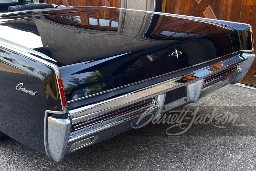 1967 Lincoln Continental 4th Gen - Image 8 of 12