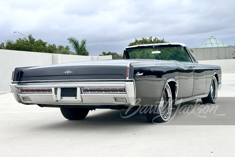 1967 Lincoln Continental 4th Gen - Image 13 of 17