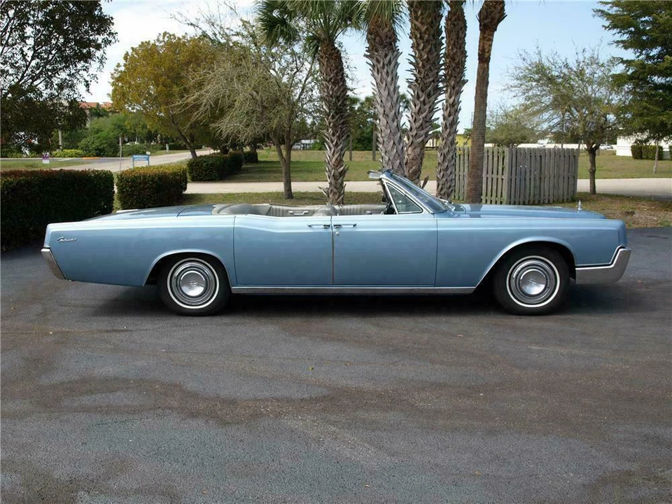 1967 Lincoln Continental 4th Gen - Image 4 of 4