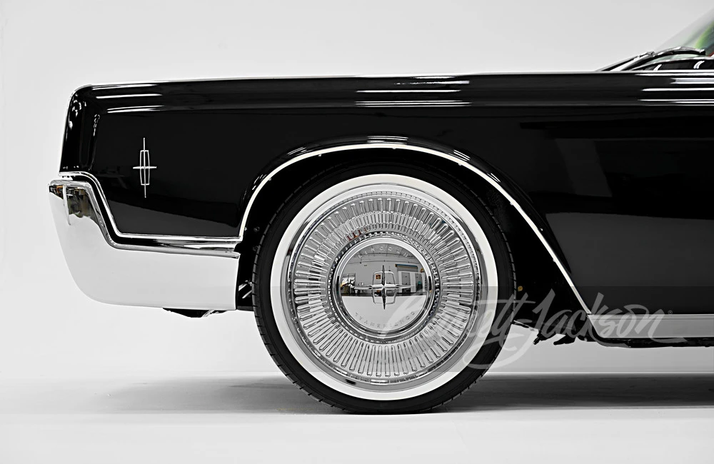 1967 Lincoln Continental 4th Gen - Image 16 of 31