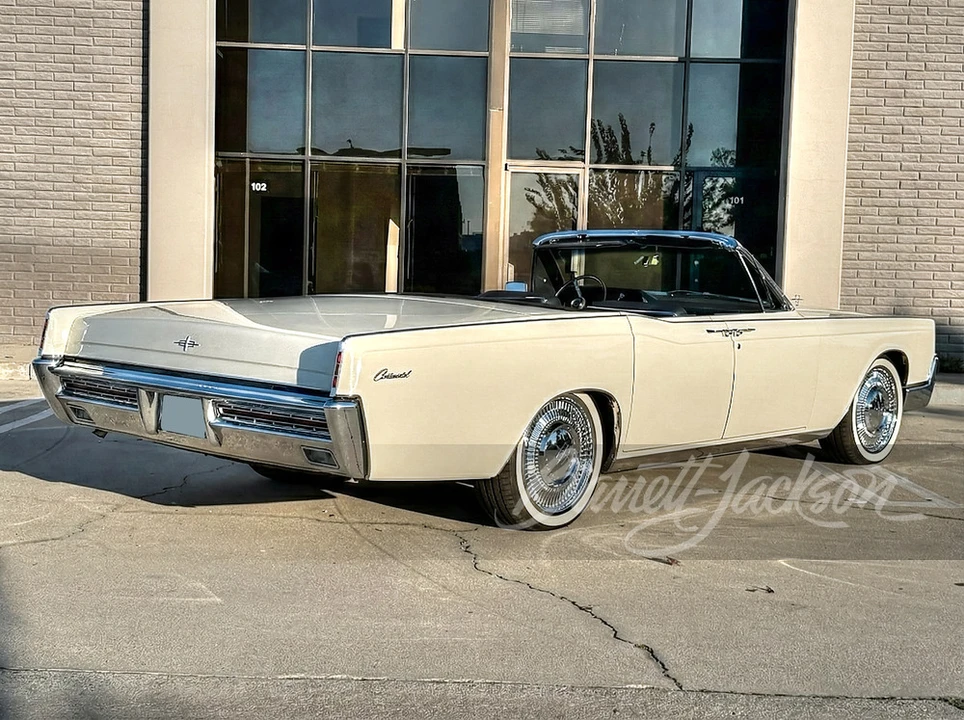 1967 Lincoln Continental 4th Gen - Image 2 of 31