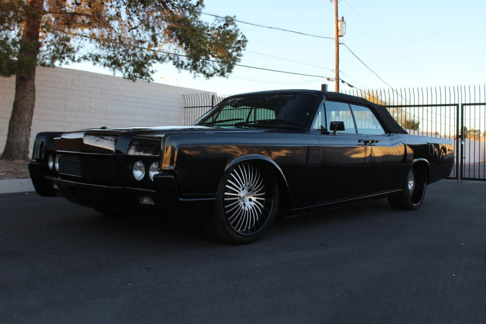 1967 Lincoln Continental 4th Gen - Image 2 of 4