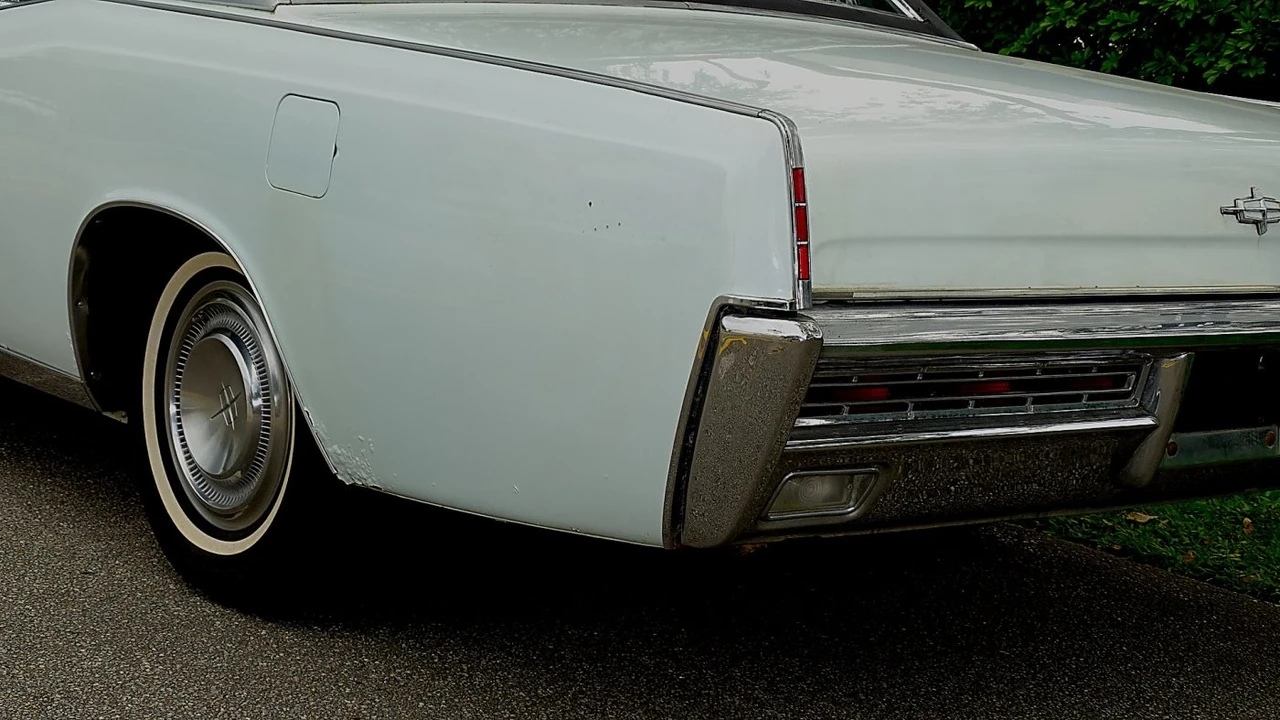 1967 Lincoln Continental 4th Gen - Image 8 of 24