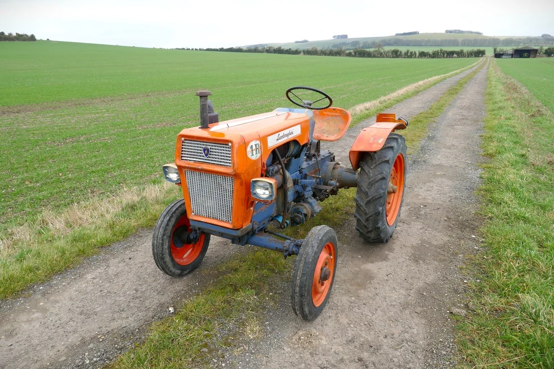 1967 Lamborghini Tractors - Image 28 of 30