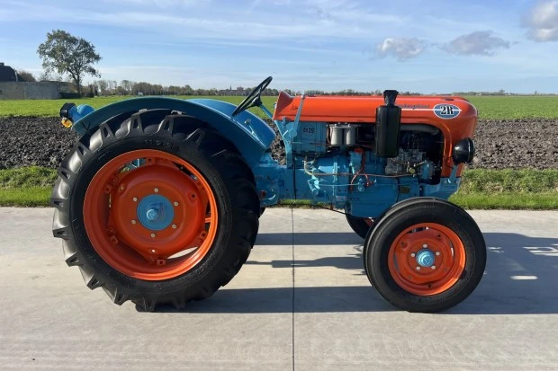 1967 Lamborghini Tractors - Image 3 of 9