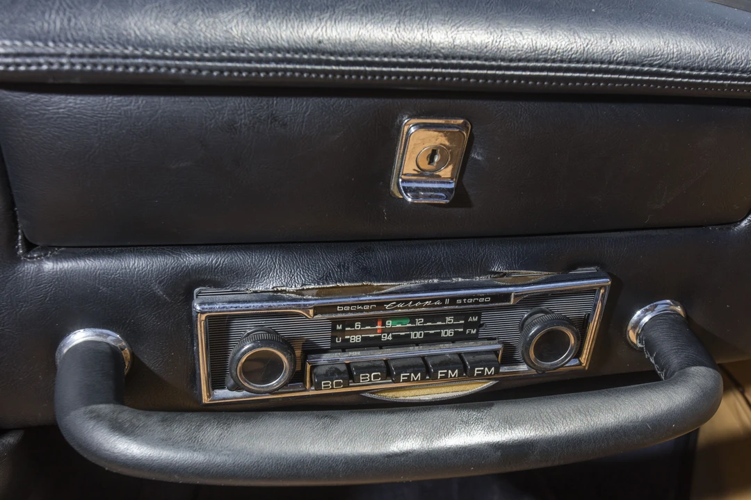 1967 Lamborghini 400 GT - Image 14 of 31