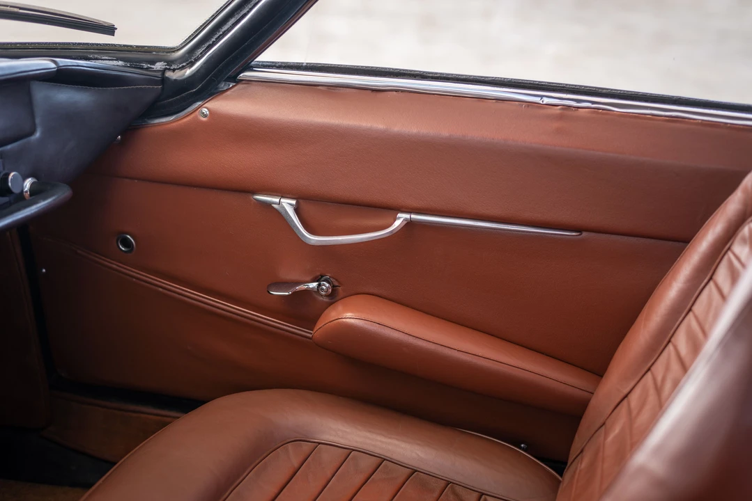 1967 Lamborghini 400 GT - Image 28 of 31