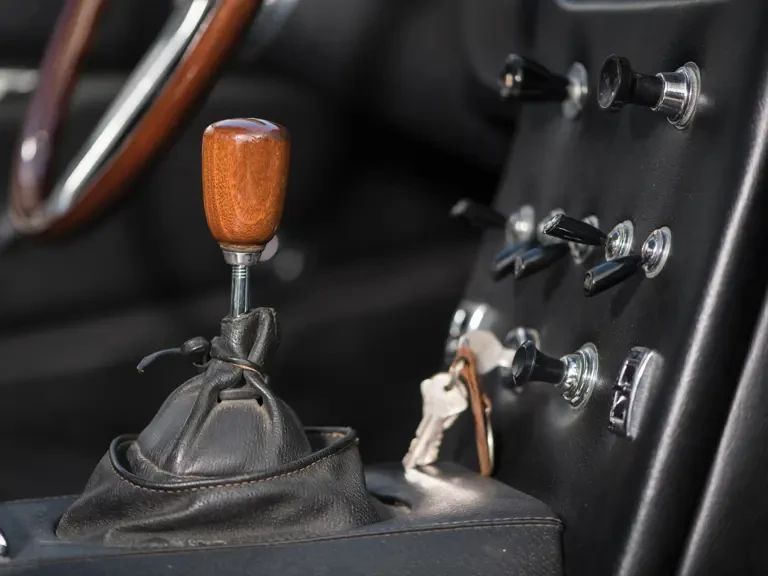 1967 Lamborghini 400 GT - Image 17 of 31