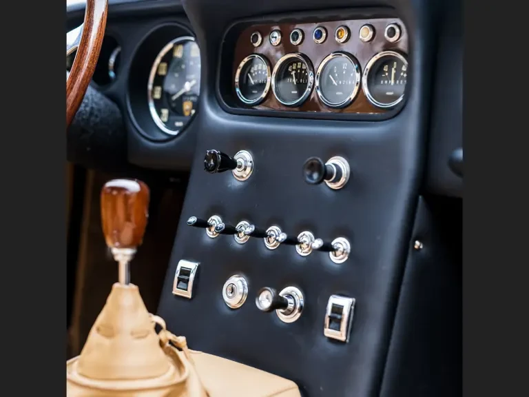1967 Lamborghini 400 GT - Image 17 of 31