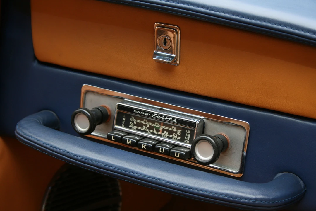 1967 Lamborghini 400 GT - Image 5 of 17