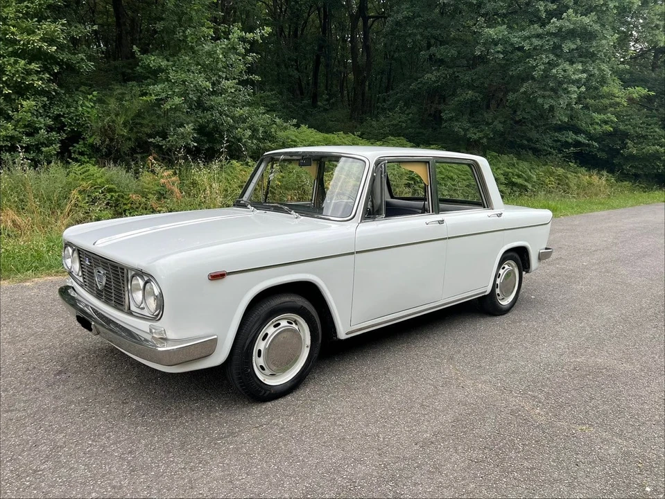 1967 Lancia Fulvia - Image 2 of 31