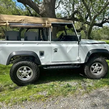 1967 Land Rover Defender