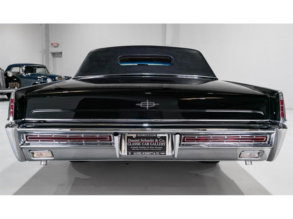 1967 Lincoln Continental 4th Gen - Image 7 of 31
