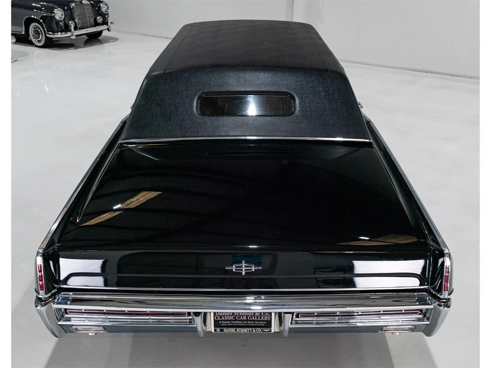 1967 Lincoln Continental 4th Gen - Image 20 of 31