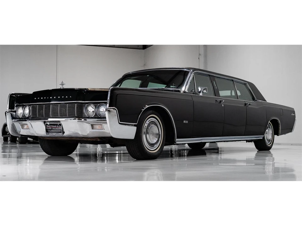 1967 Lincoln Continental 4th Gen - Image 25 of 31