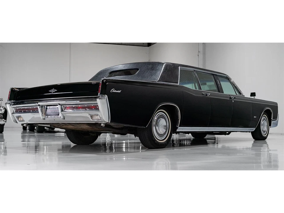 1967 Lincoln Continental 4th Gen - Image 26 of 31