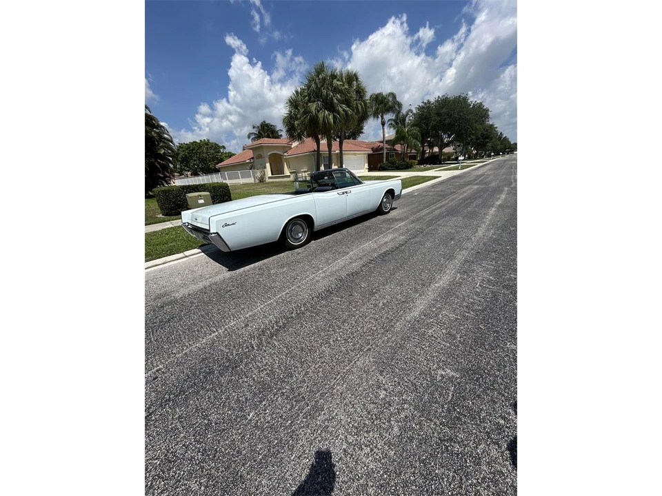1967 Lincoln Continental 4th Gen - Image 4 of 29