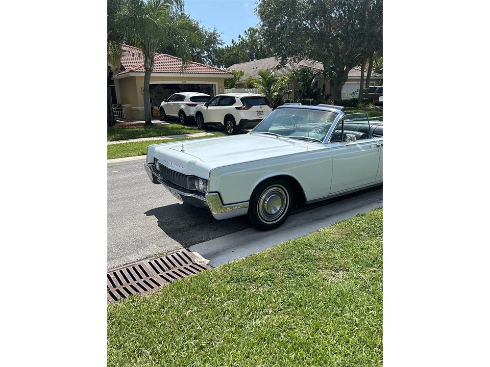 1967 Lincoln Continental 4th Gen - Image 8 of 29