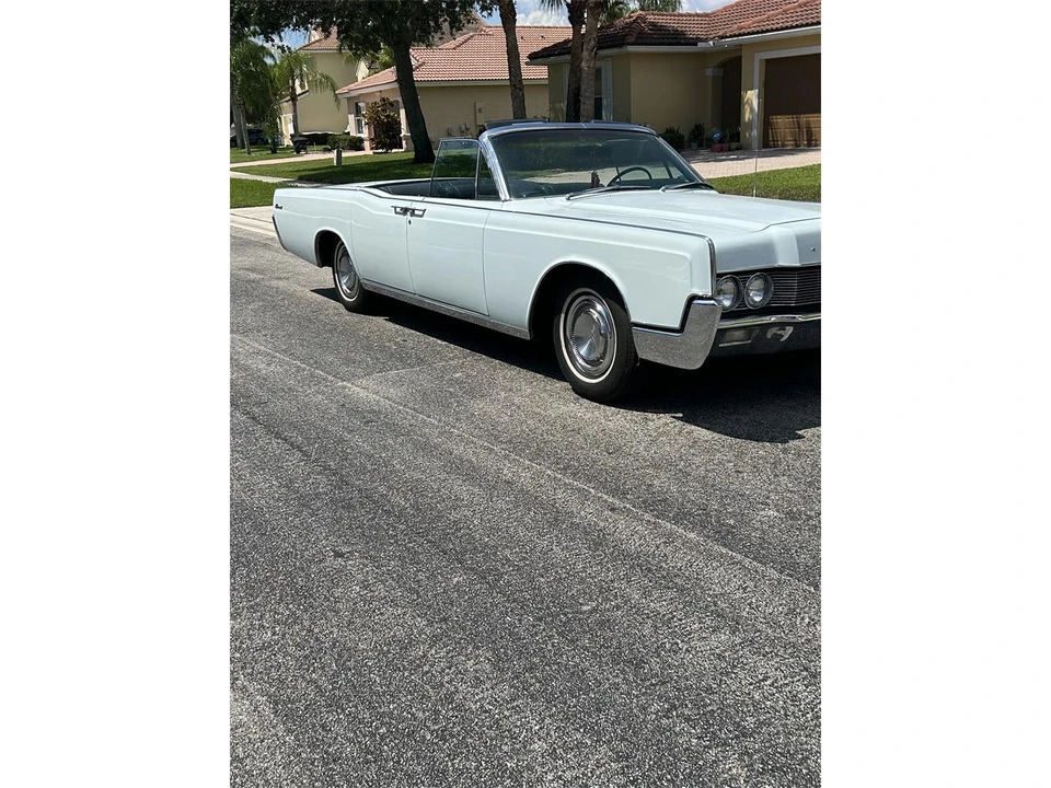 1967 Lincoln Continental 4th Gen - Image 15 of 29
