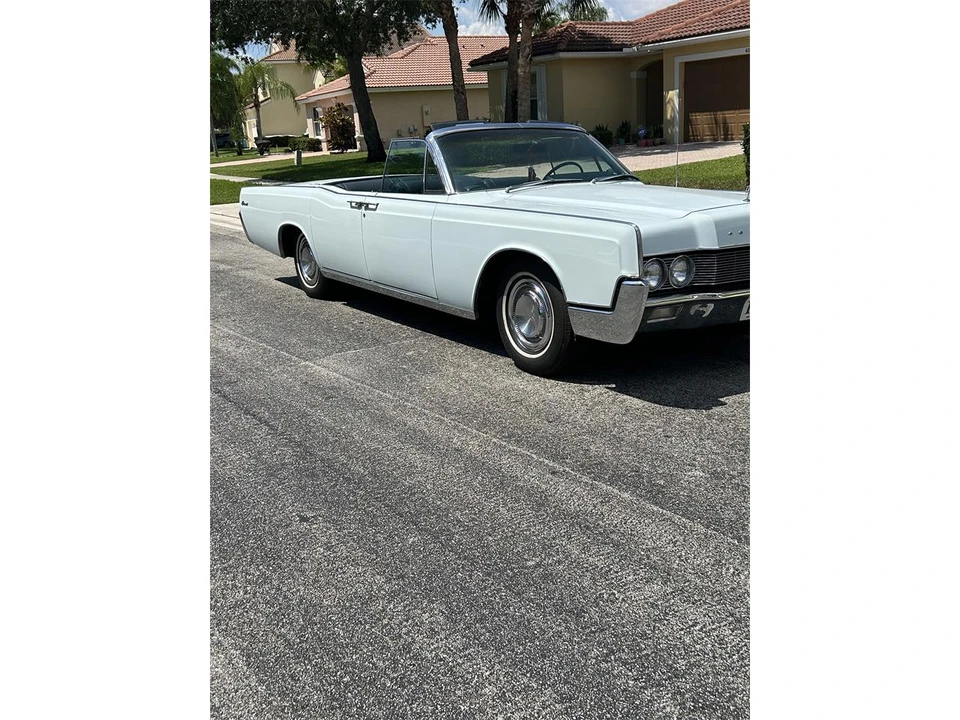 1967 Lincoln Continental 4th Gen - Image 16 of 29