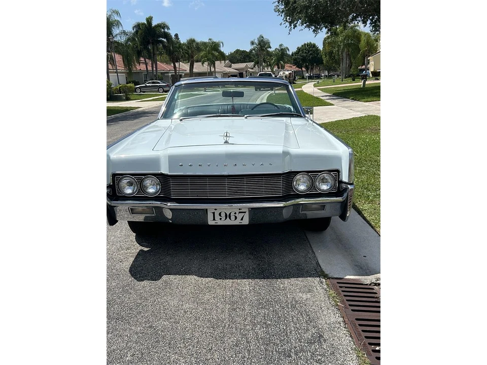1967 Lincoln Continental 4th Gen - Image 14 of 29