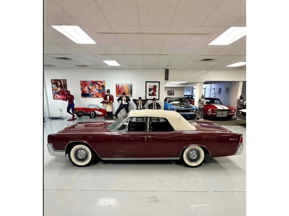 1967 Lincoln Continental 4th Gen - Image 2 of 31