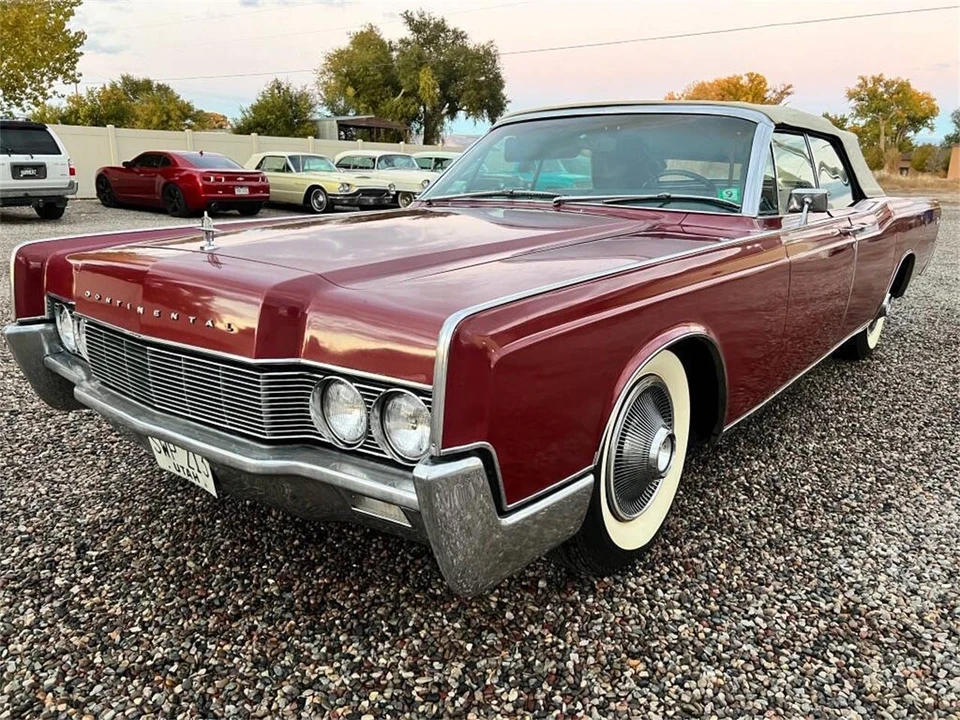 1967 Lincoln Continental 4th Gen - Image 30 of 31