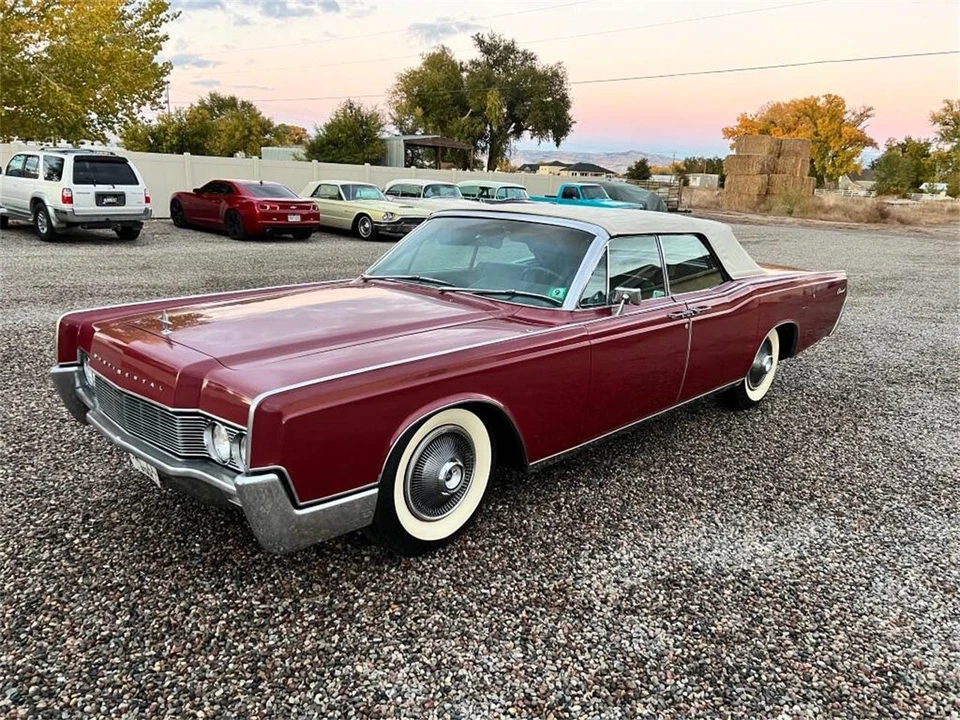 1967 Lincoln Continental 4th Gen - Image 11 of 31