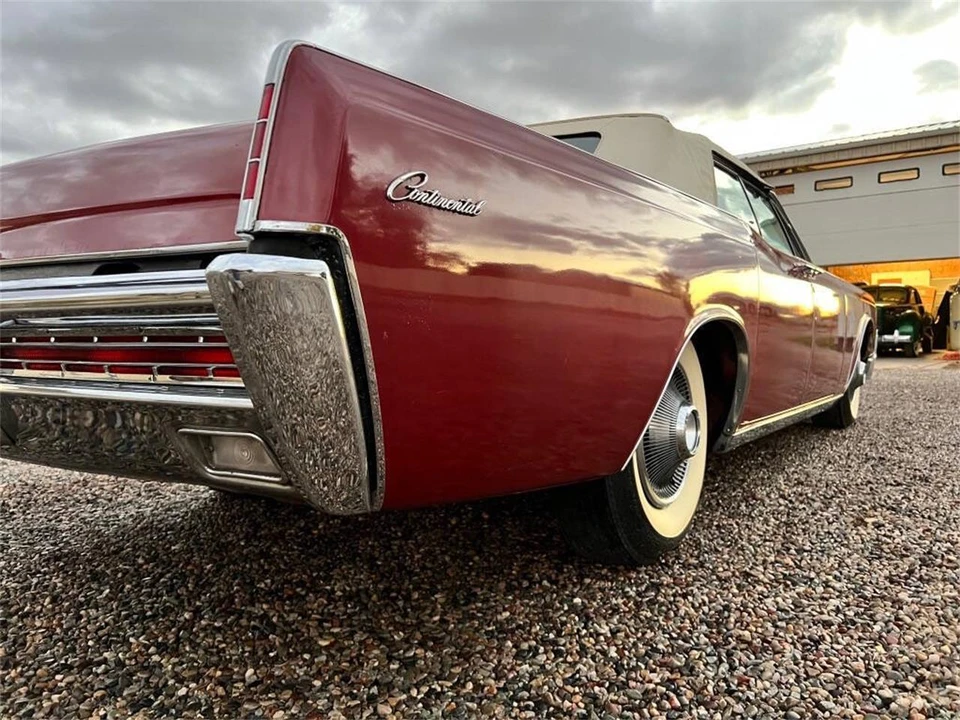 1967 Lincoln Continental 4th Gen - Image 25 of 31