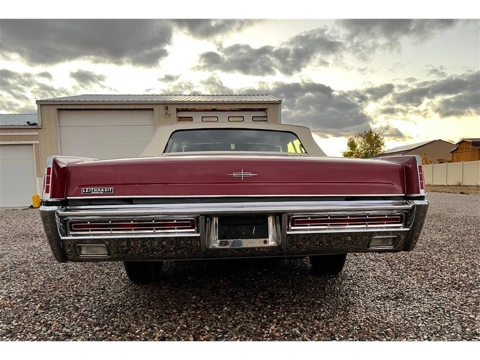 1967 Lincoln Continental 4th Gen - Image 14 of 31