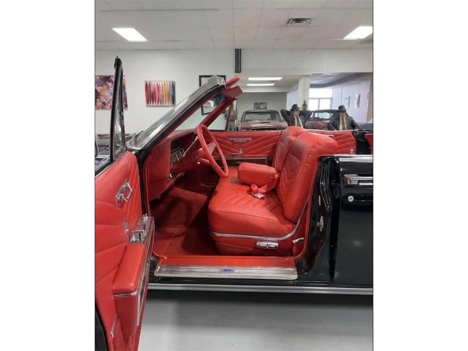 1967 Lincoln Continental 4th Gen - Image 15 of 27