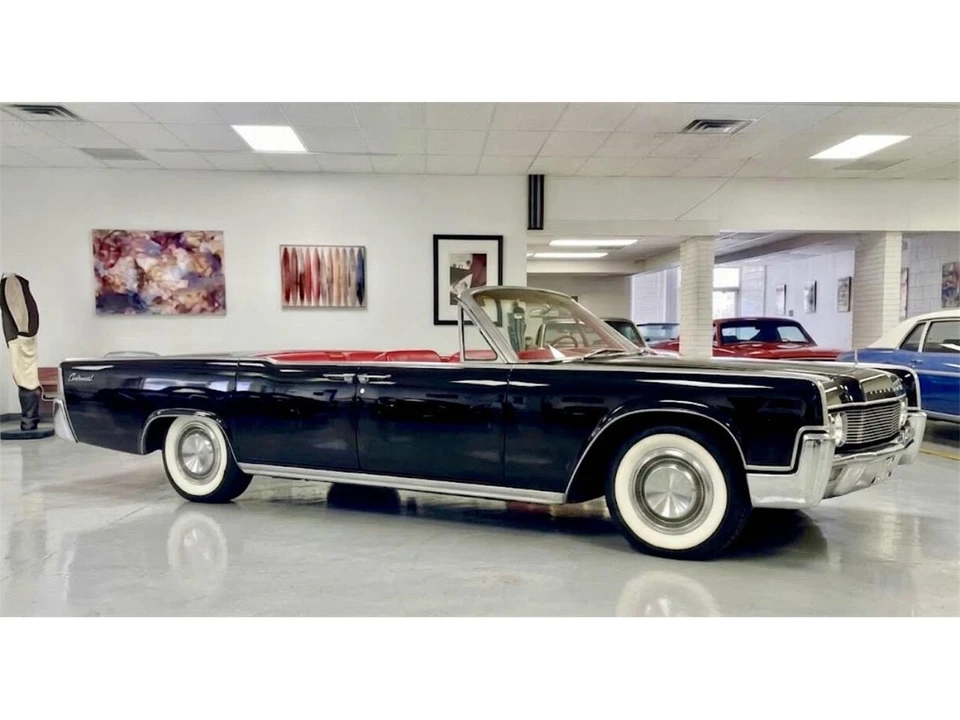 1967 Lincoln Continental 4th Gen - Image 11 of 27