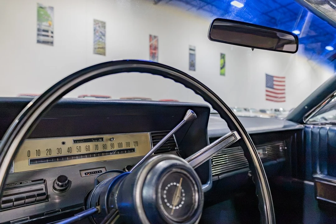1967 Lincoln Continental 4th Gen - Image 13 of 31