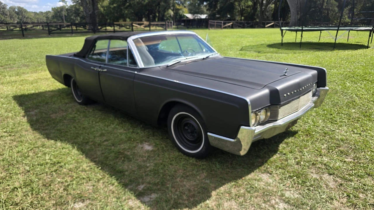 1967 Lincoln Continental 4th Gen - Image 4 of 20