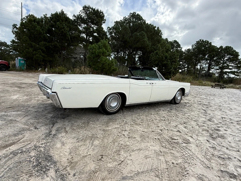 1967 Lincoln Continental 4th Gen - Image 6 of 21
