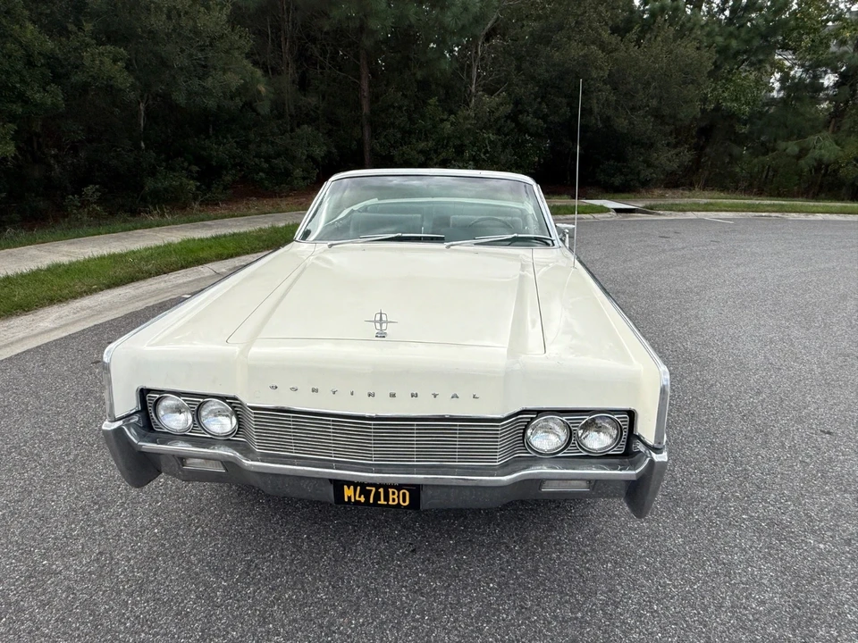 1967 Lincoln Continental 4th Gen - Image 14 of 21