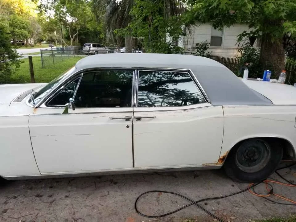 1967 Lincoln Continental 4th Gen - Image 4 of 6