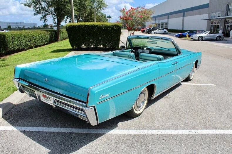 1967 Lincoln Continental 4th Gen - Image 19 of 21