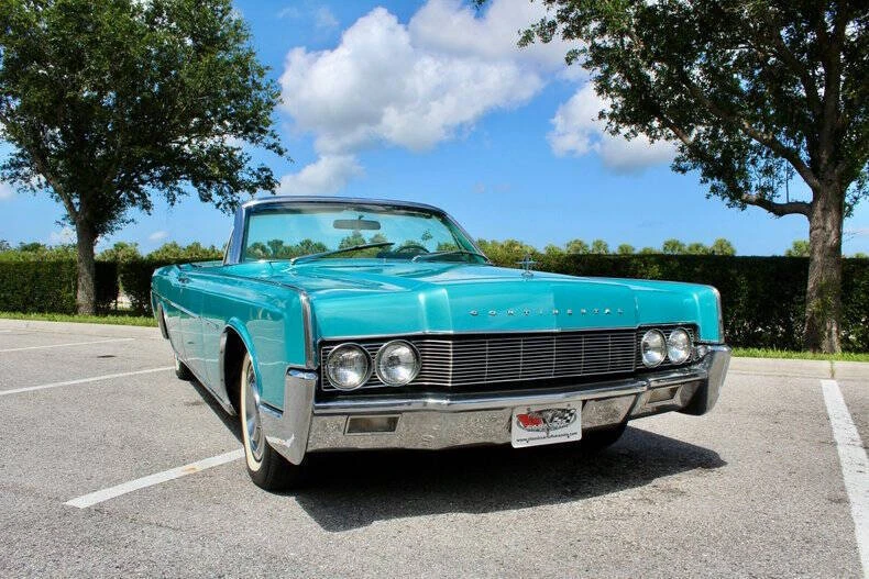 1967 Lincoln Continental 4th Gen - Image 7 of 12