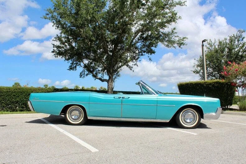 1967 Lincoln Continental 4th Gen - Image 3 of 12