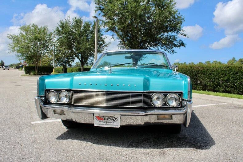 1967 Lincoln Continental 4th Gen - Image 8 of 12