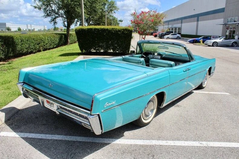 1967 Lincoln Continental 4th Gen - Image 5 of 21