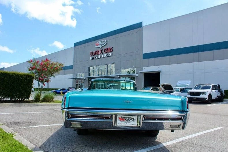 1967 Lincoln Continental 4th Gen - Image 14 of 21