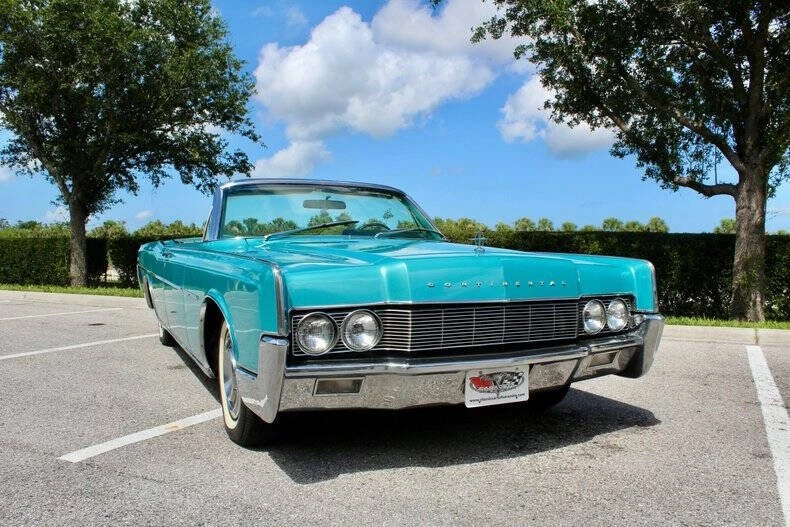 1967 Lincoln Continental 4th Gen - Image 7 of 12