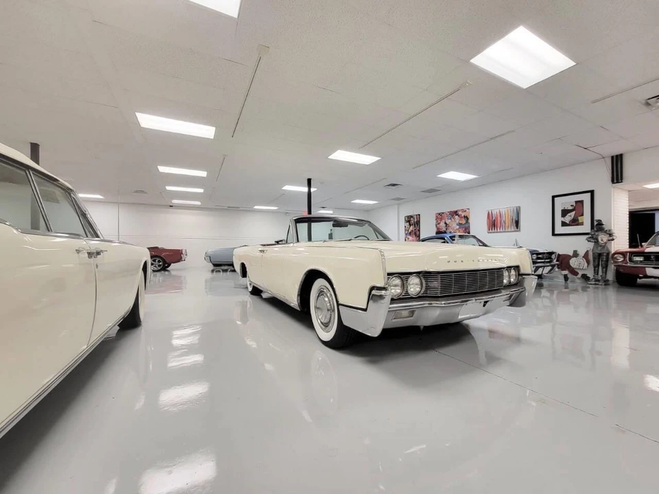 1967 Lincoln Continental 4th Gen - Image 4 of 27