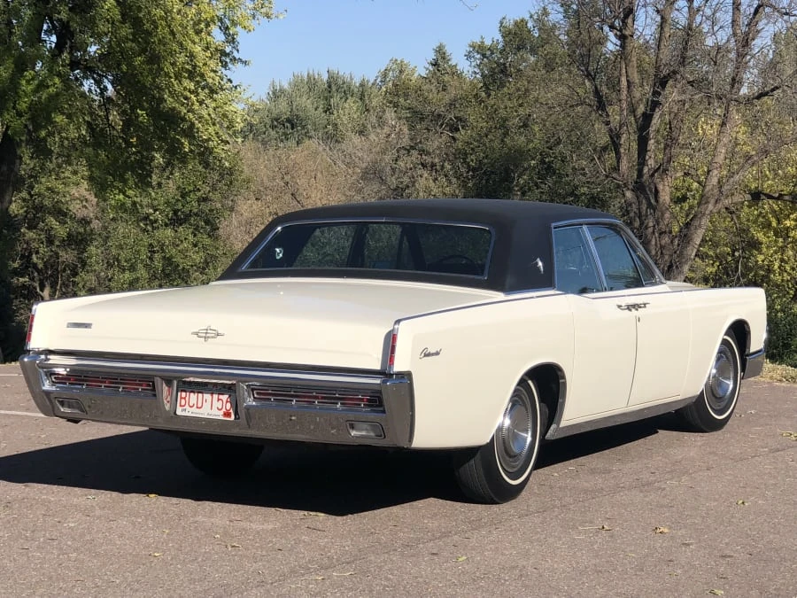 1967 Lincoln Continental 4th Gen - Image 3 of 12