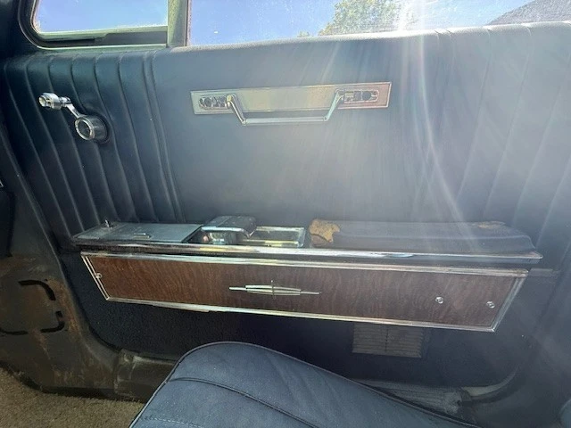 1967 Lincoln Continental 4th Gen - Image 30 of 31